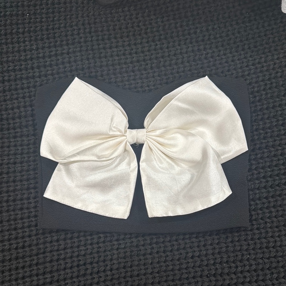 Bow tube top